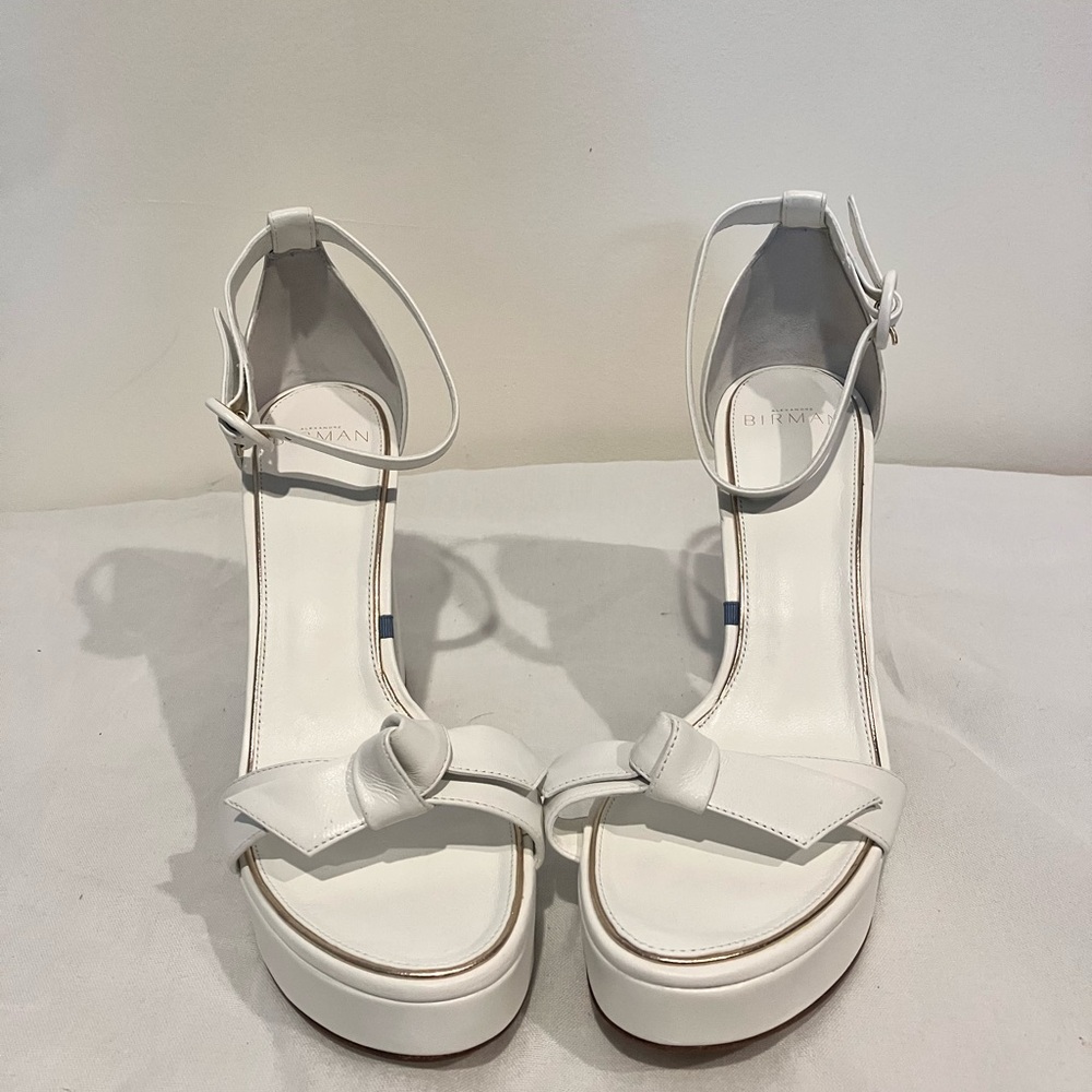 Alexandre Birman White “Clarita” Bridal heels - Picture 4 of 10